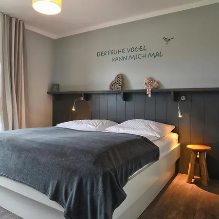 Apartment Haus Halligblick 18 *